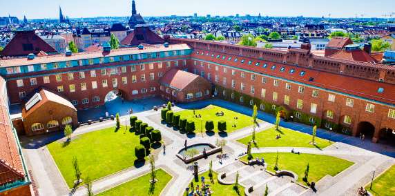 KTH Royal Institute of Technology Cover