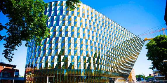Karolinska Institutet Cover